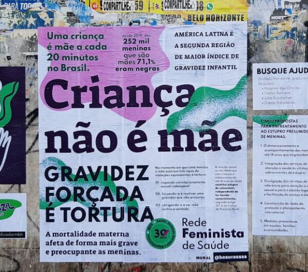 Relato de Atividade: Oficina dos lambes “Criança não é mãe”